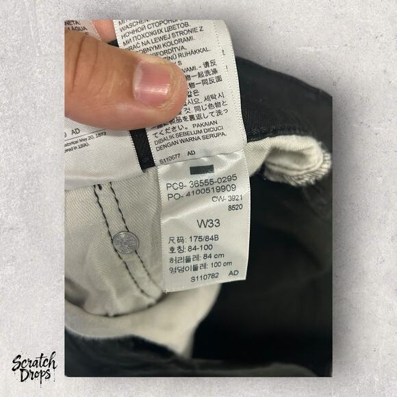 Levis Strauss Mens Black Denim Shorts Waist 33 Length 21 Distressed Hem Casual - Picture 4 of 4